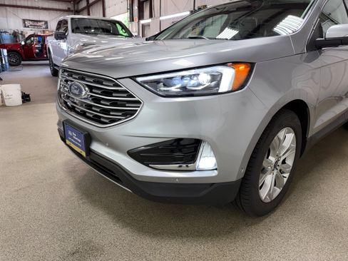 Certified 2021 Ford Edge Titanium w/ Equipment Group 301A AWD/4WD image 32
