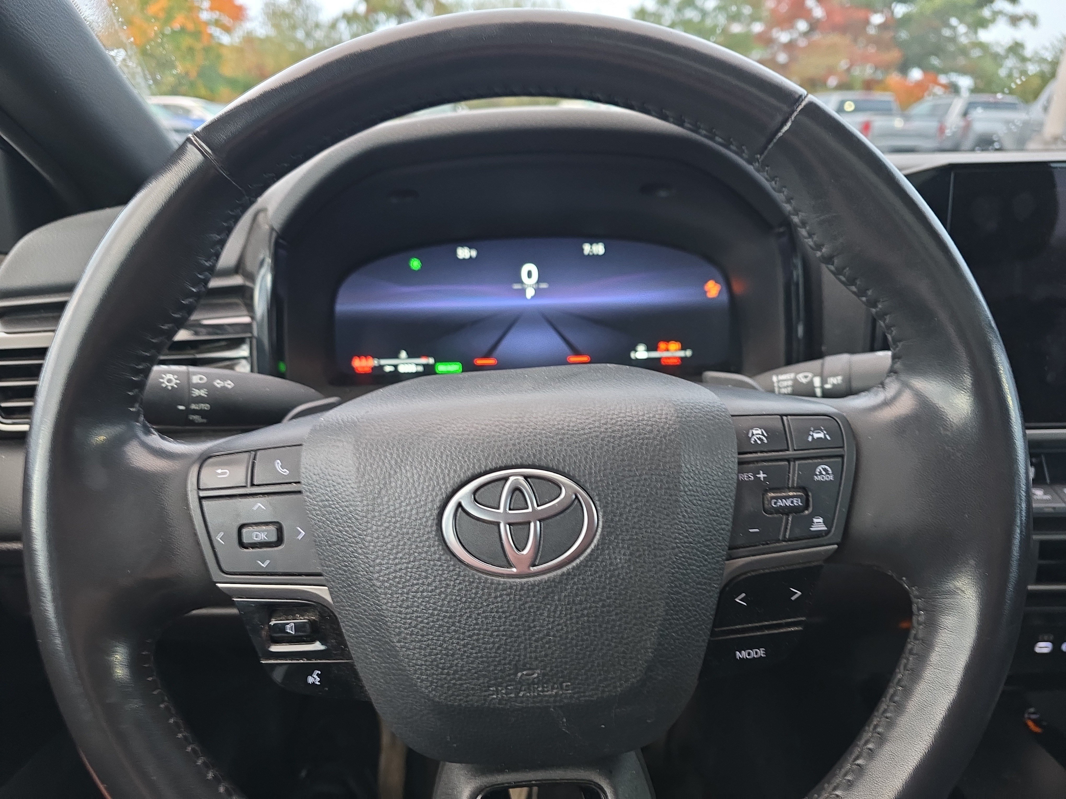 Used 2025 Toyota Camry XSE FWD image 13