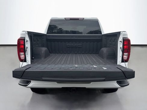 Used 2025 GMC Sierra 1500 Elevation AWD/4WD image 9