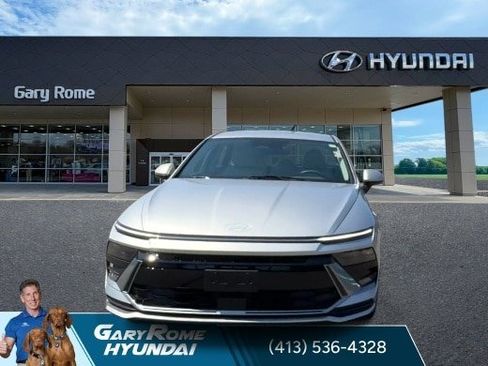 Certified 2025 Hyundai Sonata SE FWD image 3