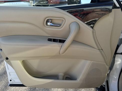 Used 2021 INFINITI QX80 Luxe w/ All-Season Package image 22