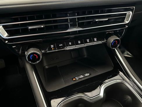 New 2026 Chevrolet Traverse LT w/ Driver Confidence Package image 26