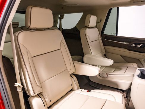 Used 2023 GMC Yukon Denali w/ Denali Reserve Package image 33