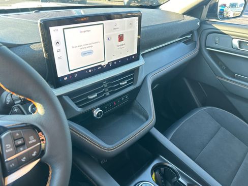 New 2026 Ford Explorer Tremor w/ Tremor Convenience Package image 31