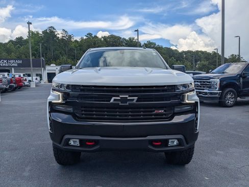 Used 2021 Chevrolet Silverado 1500 LT Trail Boss AWD/4WD image 2