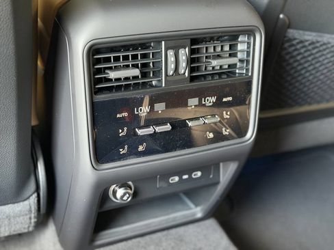 New 2026 Porsche Cayenne S AWD/4WD image 29