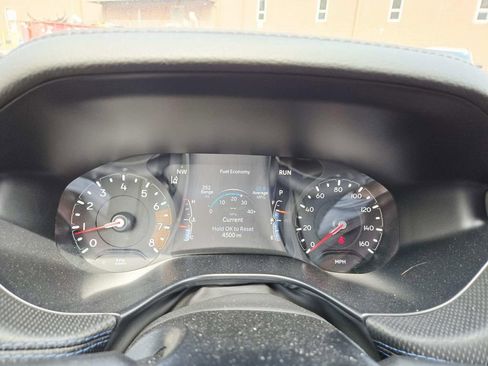 Certified 2025 Jeep Compass Latitude w/ Sun & Sound Group AWD/4WD image 22
