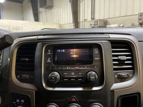 Used 2014 RAM 1500 Express AWD/4WD image 19