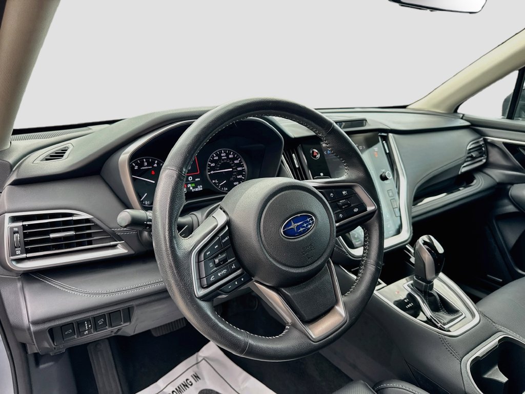 Certified 2025 Subaru Outback Limited AWD/4WD image 9