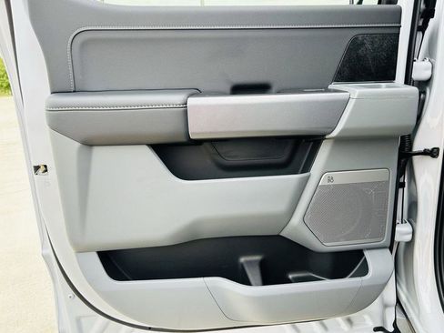 New 2025 Ford F150 Lightning Flash image 30