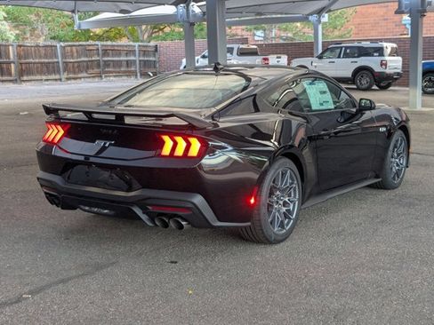 Used 2025 Ford Mustang GT Premium w/ GT Performance Package image 2