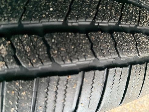 Used 2005 Chevrolet Avalanche LS image 6