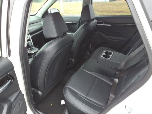 Used 2024 Kia Seltos EX image 28