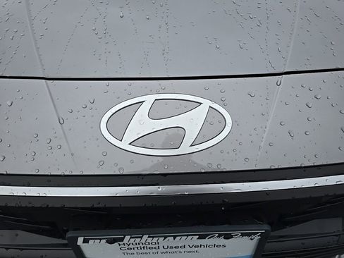 Certified 2025 Hyundai Elantra SEL image 32