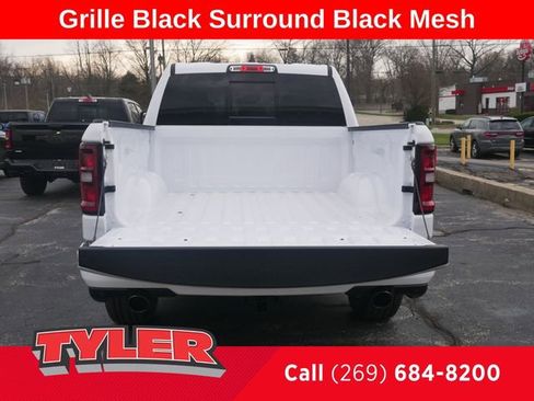 New 2026 RAM 1500 4x4 Crew Cab image 18