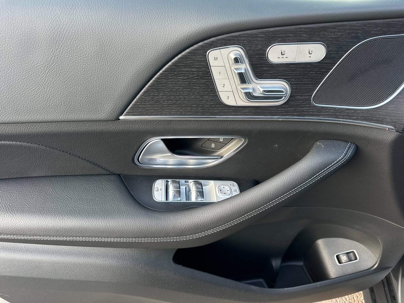 Certified 2026 Mercedes-Benz GLE 350 4MATIC image 11