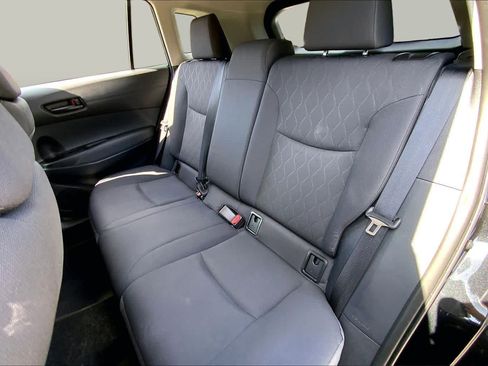 Used 2022 Toyota Corolla Cross LE w/ Moonroof Package FWD image 20