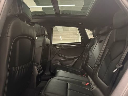 Certified 2026 Porsche Macan w/ Premium Package Plus AWD/4WD image 30