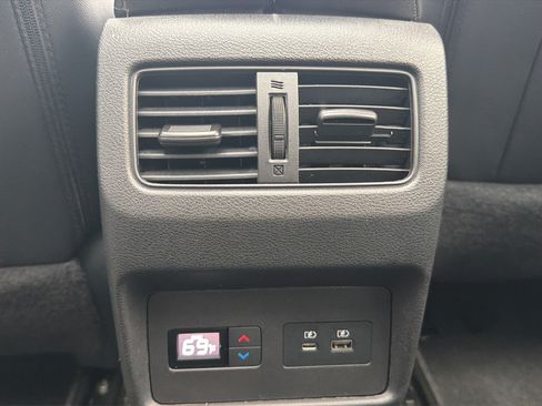 Certified 2023 Nissan Rogue SL w/ SL Premium Package FWD image 22
