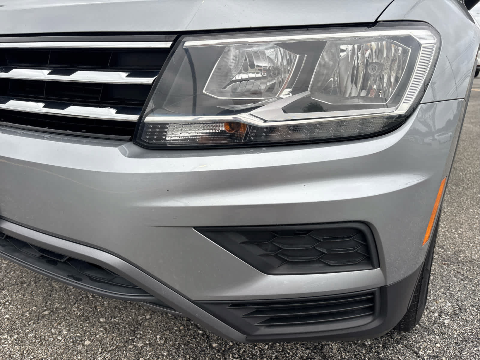 Used 2019 Volkswagen Tiguan S w/ Driver Assistance Package AWD/4WD image 9