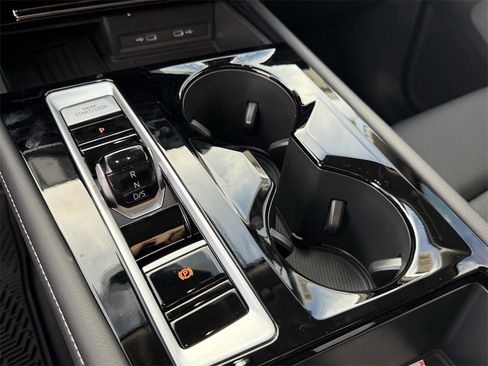 New 2026 Volkswagen Atlas SE image 20