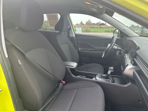 Used 2025 Hyundai Kona SEL image 36