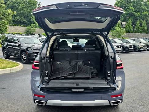 Used 2024 BMW X7 xDrive40i w/ Executive Package AWD/4WD image 10