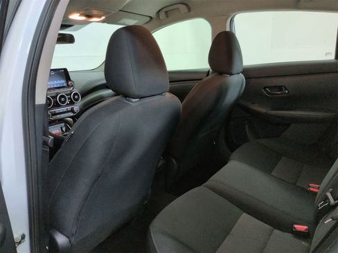 Used 2024 Nissan Sentra SV image 15