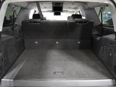 Used 2016 Chevrolet Suburban LTZ AWD/4WD image 24