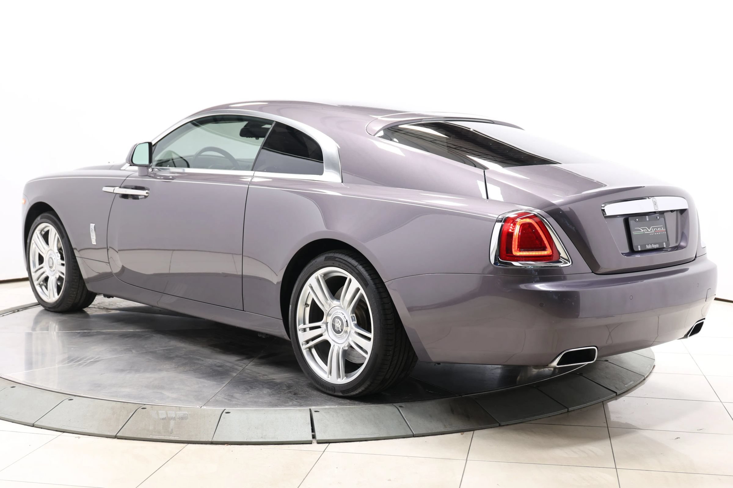 Used 2017 Rolls-Royce Wraith RWD image 75