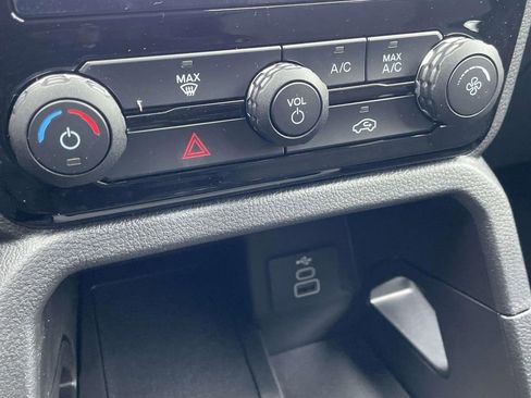 New 2025 Ford Ranger XLT w/ Black Appearance Package image 8