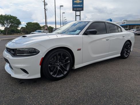 Used 2023 Dodge Charger Scat Pack w/ Navigation & Travel Group image 1
