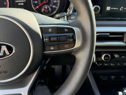 Used 2021 Kia K5 LXS image 19