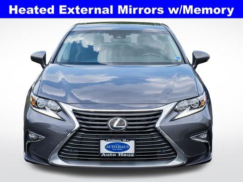 Used 2017 Lexus ES 350 w/ Premium Package FWD image 11