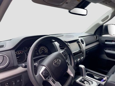 Used 2021 Toyota Tundra SR5 RWD image 9