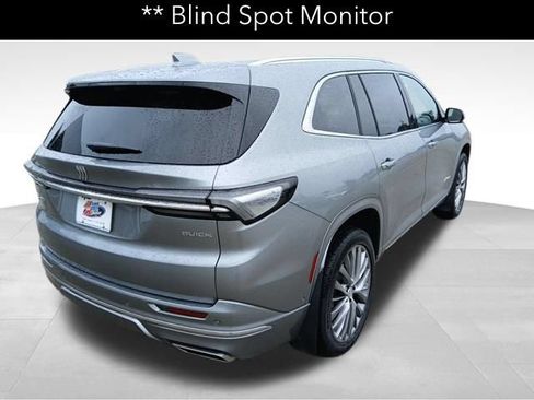 Certified 2026 Buick Enclave Avenir w/ Super Cruise Package AWD/4WD image 5