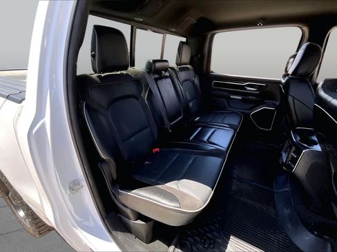 Used 2023 RAM 1500 Laramie AWD/4WD image 18