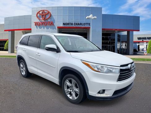 Used 2016 Toyota Highlander Limited image 1