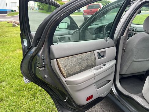 Used 2003 Mercury Sable GS FWD image 12