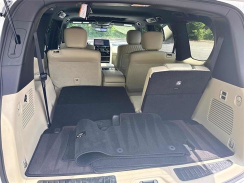 Used 2024 INFINITI QX80 Sensory AWD/4WD image 31