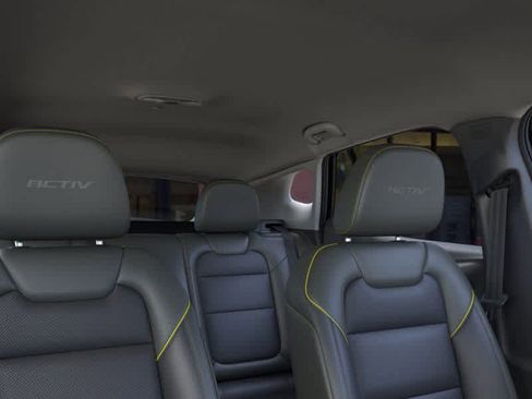New 2026 Chevrolet Trax ACTIV w/ Driver Confidence Package image 24