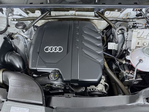 Certified 2023 Audi Q5 2.0T Premium w/ Convenience Package AWD/4WD image 30