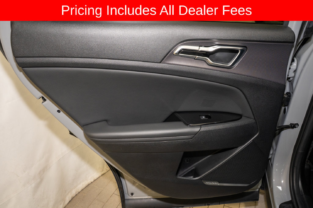 Used 2024 Kia Sportage SX FWD image 11