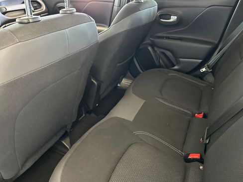 Certified 2023 Jeep Renegade Altitude w/ Convenience Group I AWD/4WD image 12