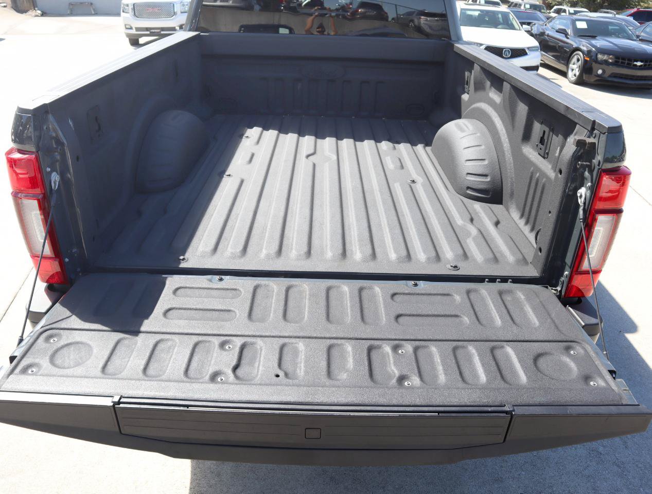 Used 2021 Ford F250 Lariat AWD/4WD image 6