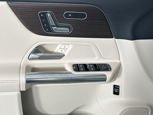 Certified 2026 Mercedes-Benz GLA 250 image 17