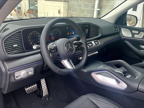 New 2026 Mercedes-Benz GLS 450 4MATIC image 6