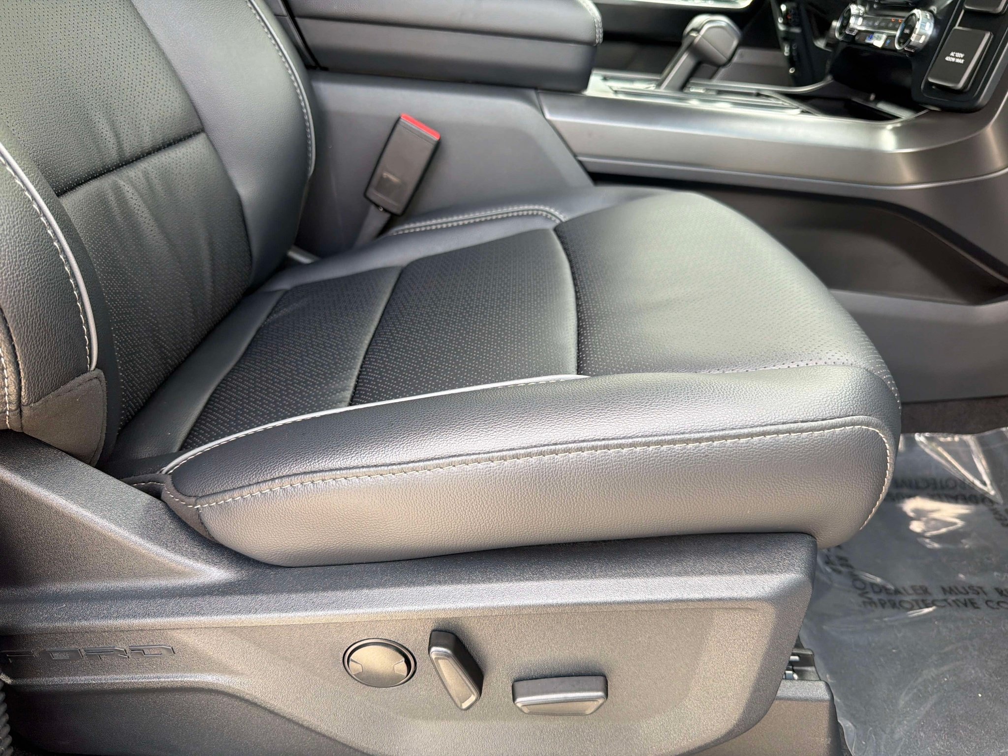 Used 2026 Ford F150 Lariat AWD/4WD image 37