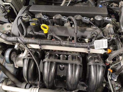 Used 2020 Ford Fusion SE image 30