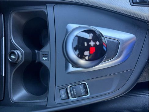 Used 2017 BMW M2 image 21